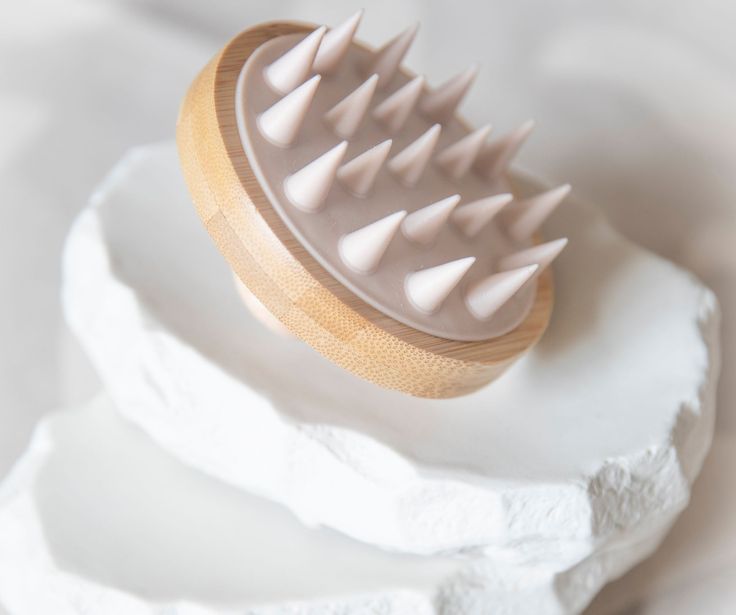 Brosse massage cuir chevelu